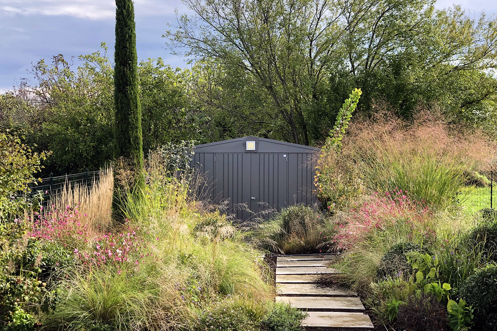 Immagine di copertina del progetto di giardino Erba mediterranea di Roberto Landello.