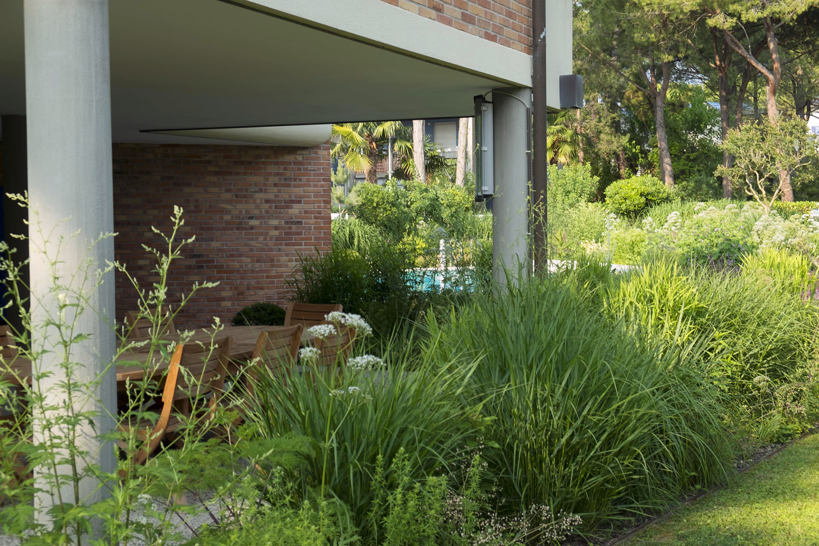 View 12 of the “Natural Garden” garden design, created by Roberto Landello.