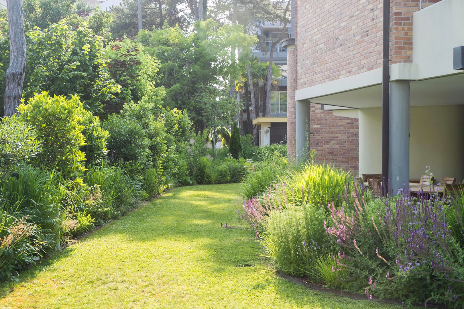View 14 of the “Natural Garden” garden design, created by Roberto Landello.