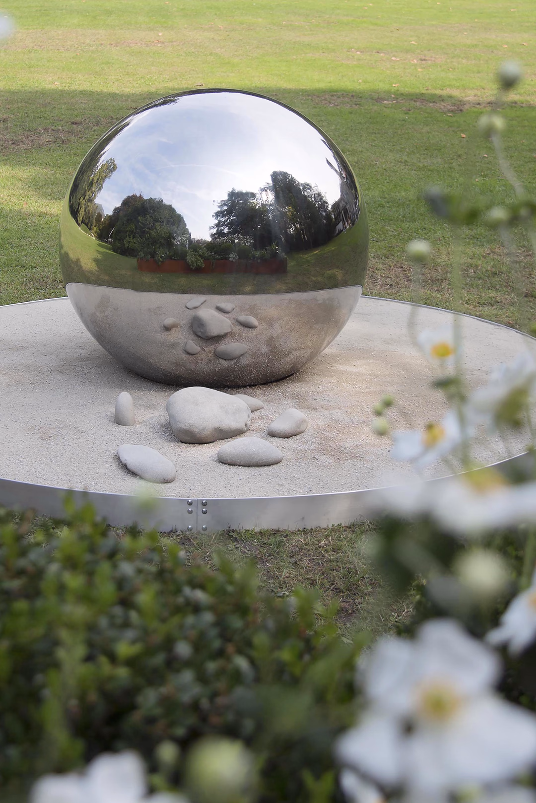 View 16 of the “Lunar Cycle” garden design, created by Roberto Landello.