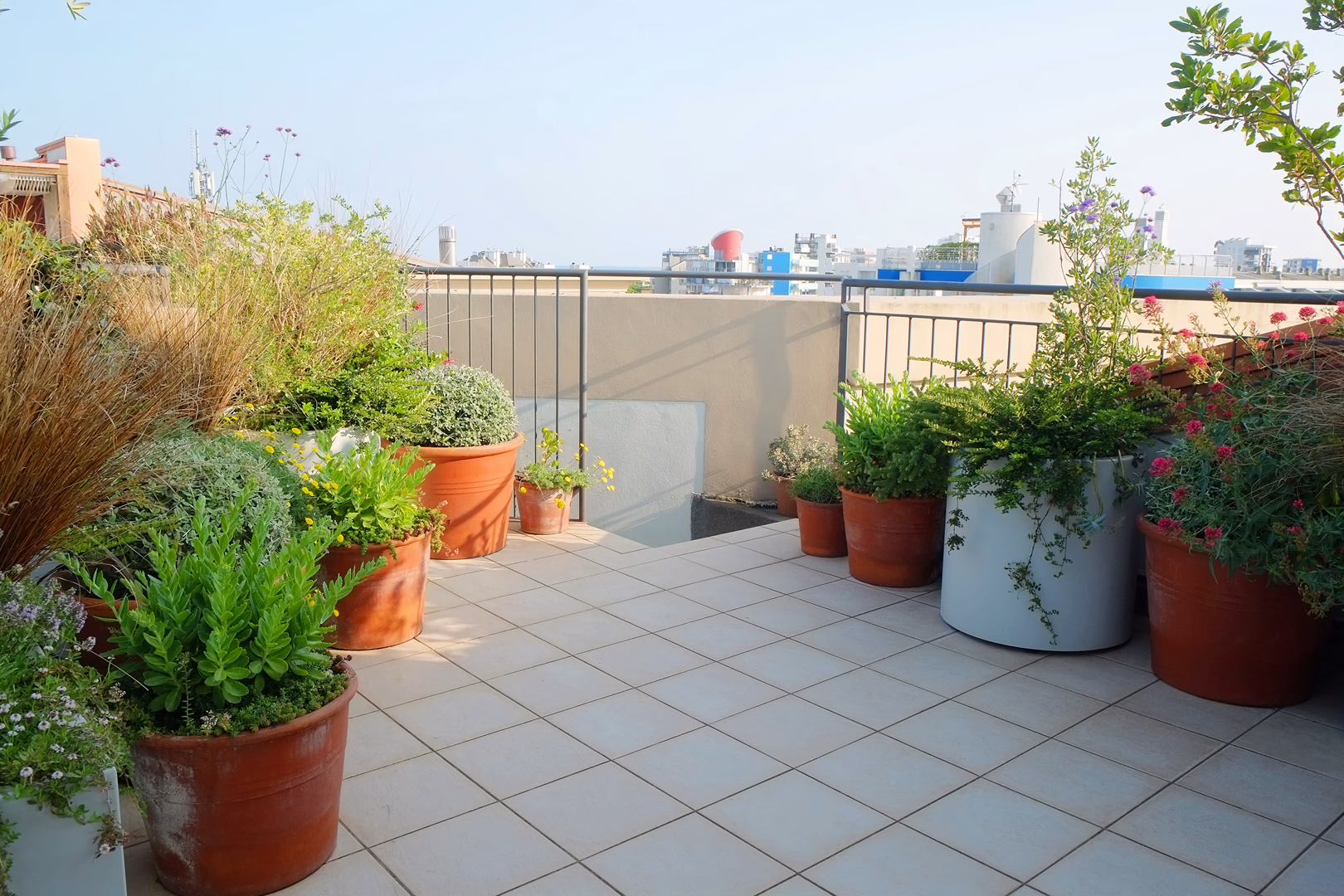 Vista 12 del progetto di giardino Porta del mare, realizzato da Roberto Landello.