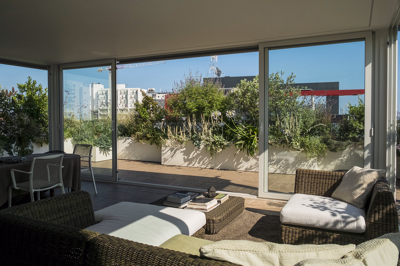 Vista 7 del progetto di giardino Terrazzo dei semplici, realizzato da Roberto Landello.